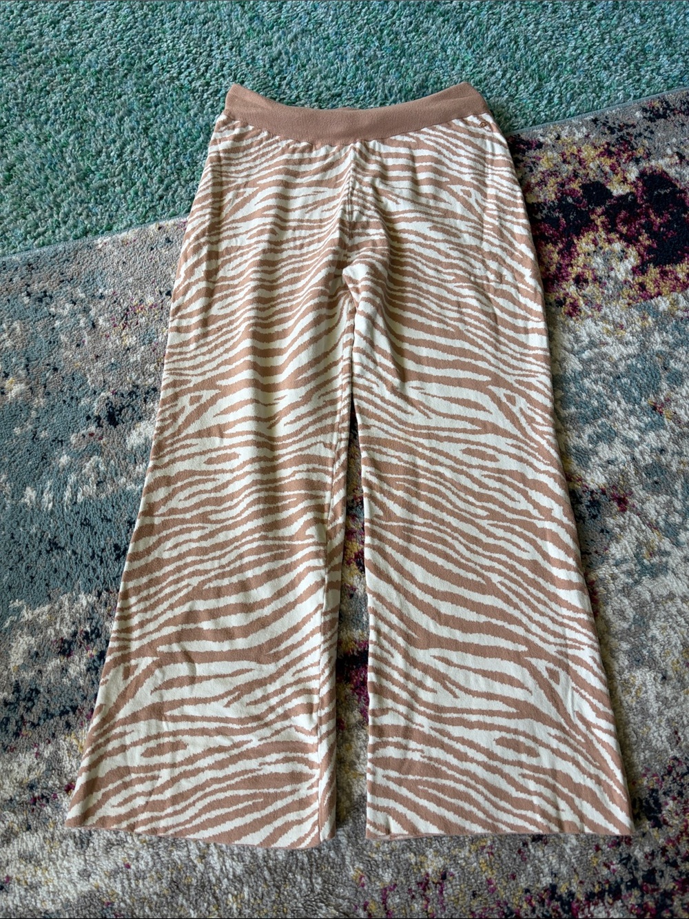 sofia by sofia vergara Beige and Cream Zebra-Print Wide-Leg Knit intimates